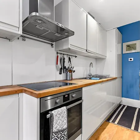 Main Street Corner Great 1Bedroom Flat - Richmond London Exterior photo