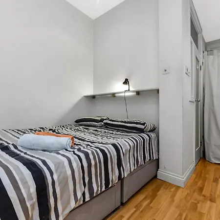 Main Street Corner Great 1Bedroom Flat - Richmond London Exterior photo