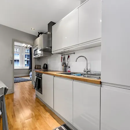 Main Street Corner Great 1Bedroom Flat - Richmond London Exterior photo